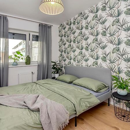 Nova Wozownia Apartment Лешно Екстериор снимка