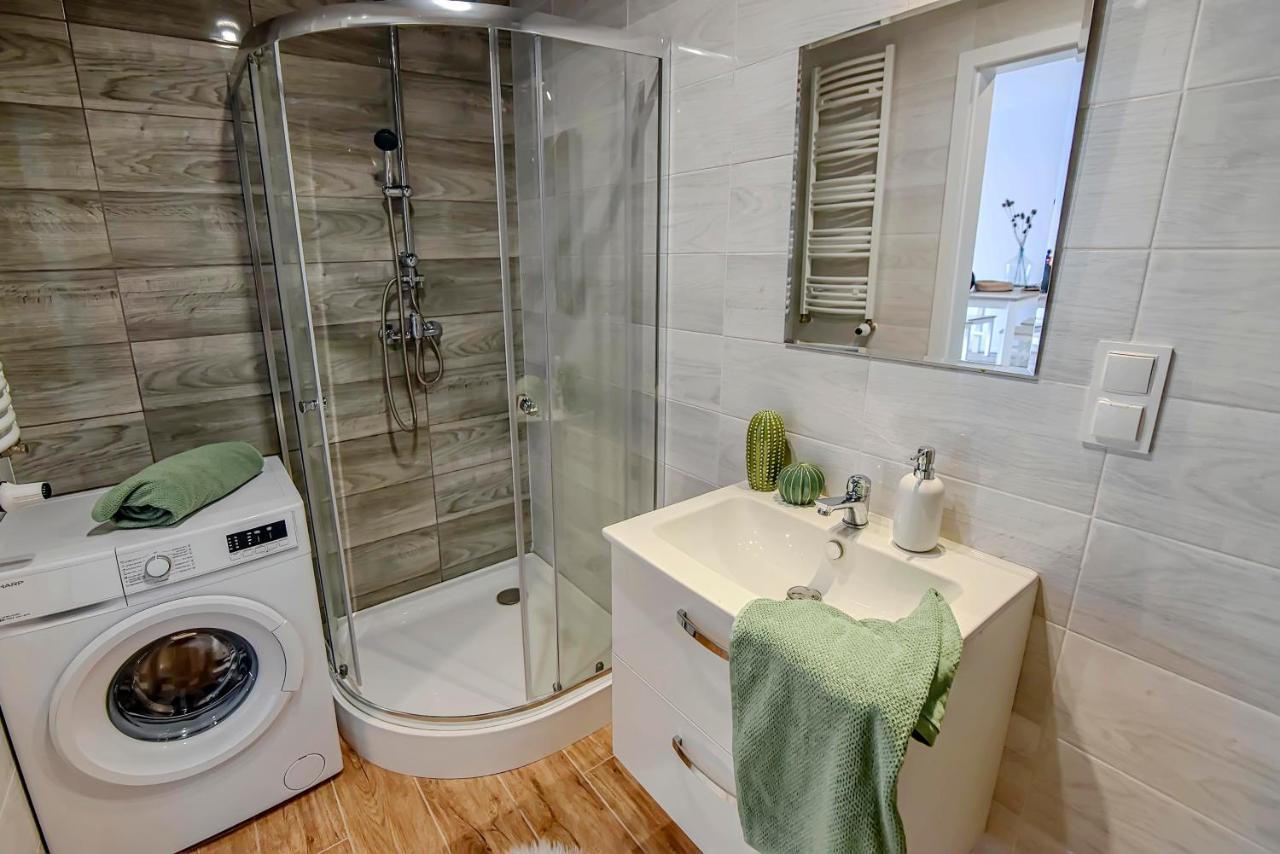 Nova Wozownia Apartment Лешно Екстериор снимка