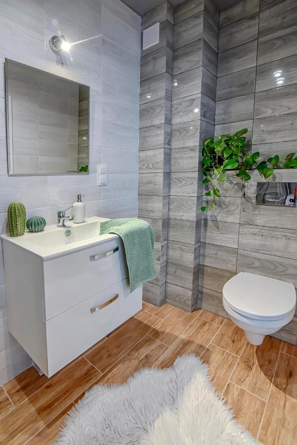 Nova Wozownia Apartment Лешно Екстериор снимка